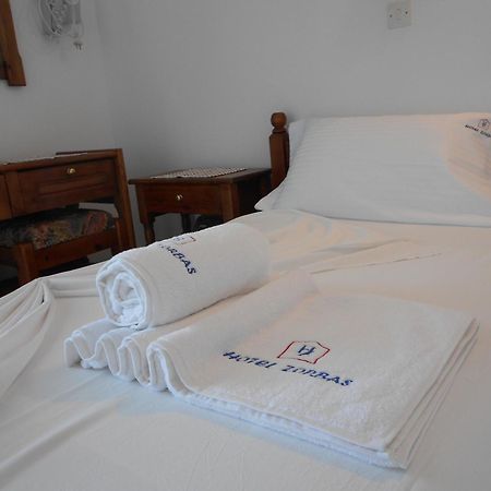 Zorbas Hotel Питагорио Стая снимка