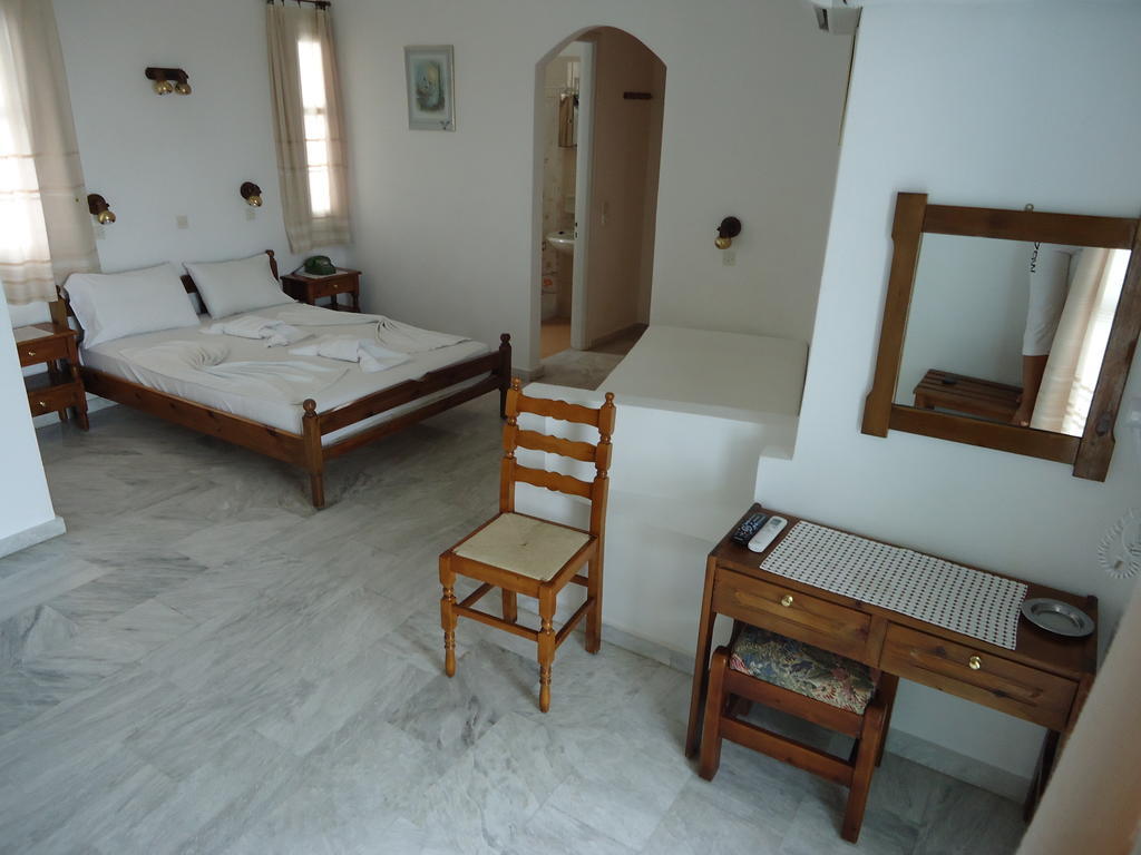 Zorbas Hotel Питагорио Стая снимка