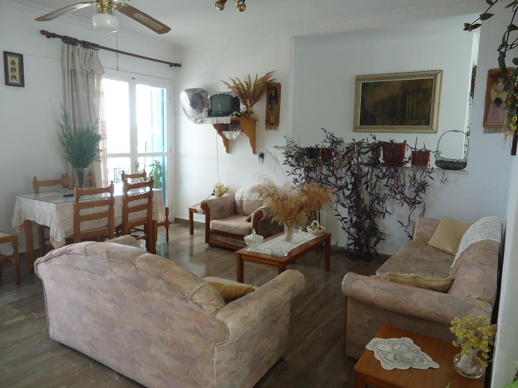 Zorbas Hotel Питагорио Екстериор снимка
